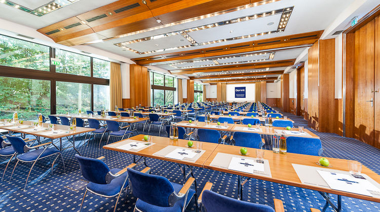 Dorint Hotel Am Main Taunus Frankfurt Banquet