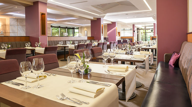 Dorint Hotel Am Main Taunus Frankfurt Restaurant