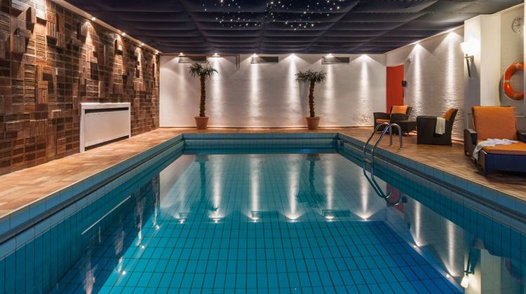 Hotel Berlin Pool
