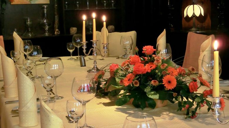 <b>Hotel Goldene Rose Banquet</b>