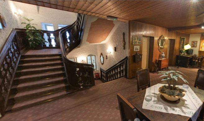 Hotel Goldene Rose Lobby