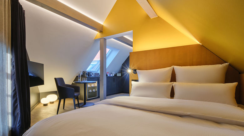 <b>Hotel am Sophienpark Room</b> <b>Hotel am Sophienpark Room</b>