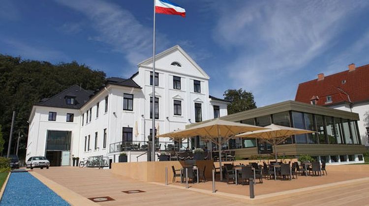 Hotel Kieler Yacht Club Exterior