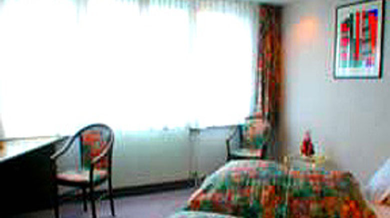 <b>Merian Hotel Room</b>