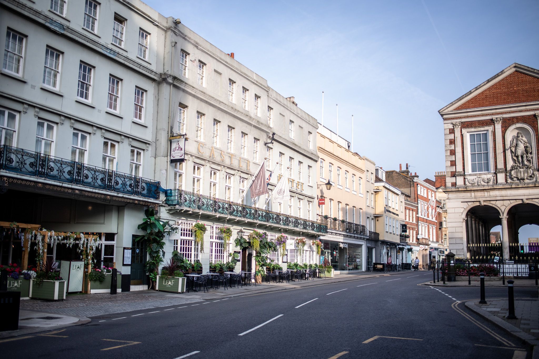 Sl4 deals 4ay hotels