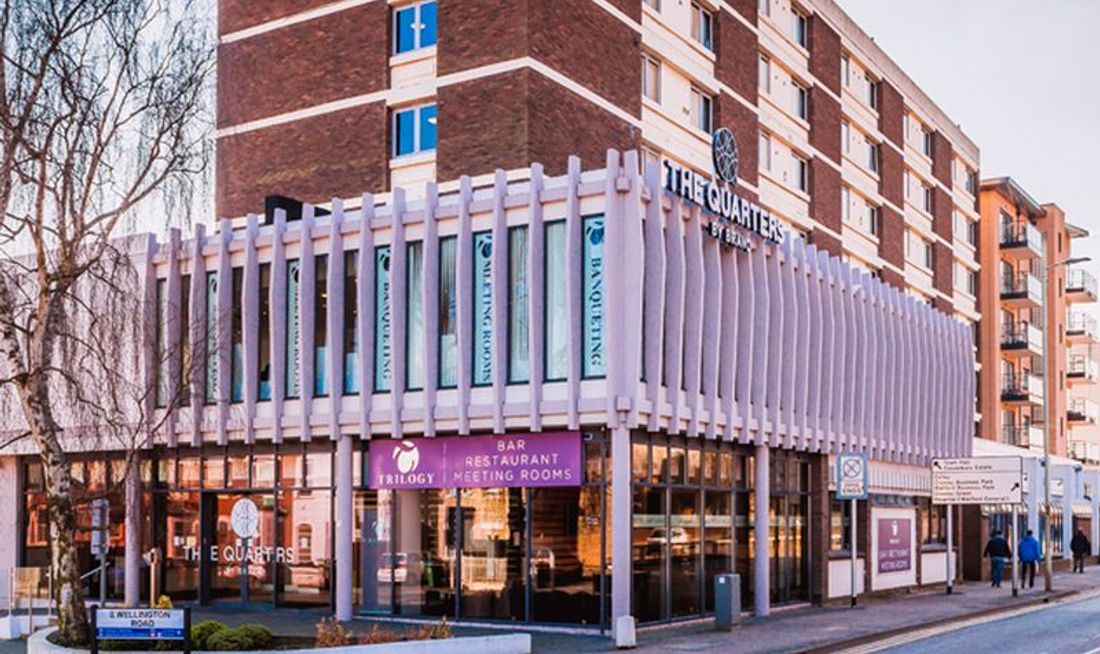 The Quarters Hotel Watford Exterior