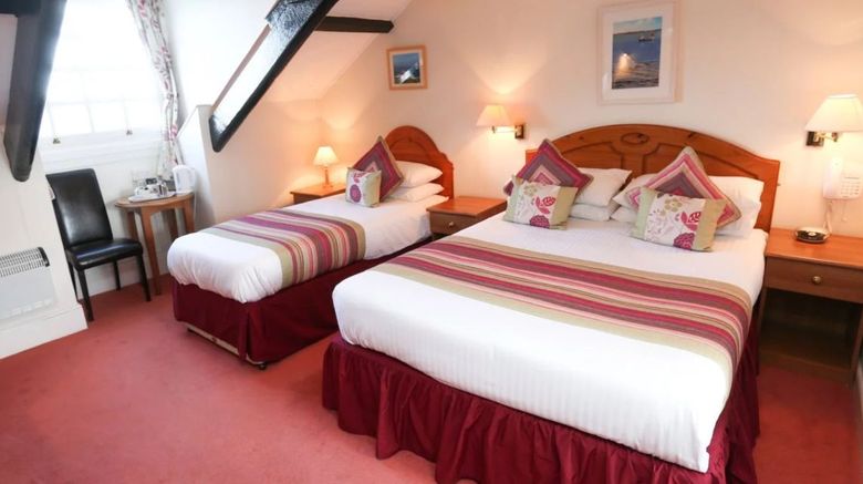 <b>Bell Rock Hotel Room</b>
