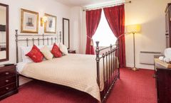 George Hotel
