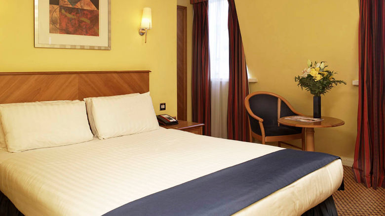 <b>Lancaster Gate Hotel Room</b>