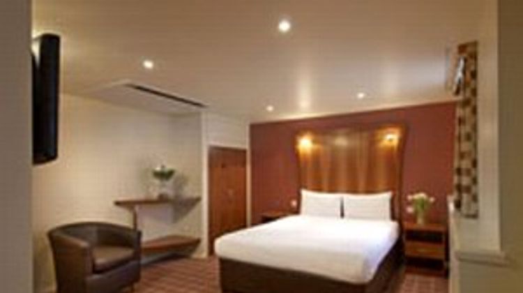 Corus Hyde Park Hotel Room