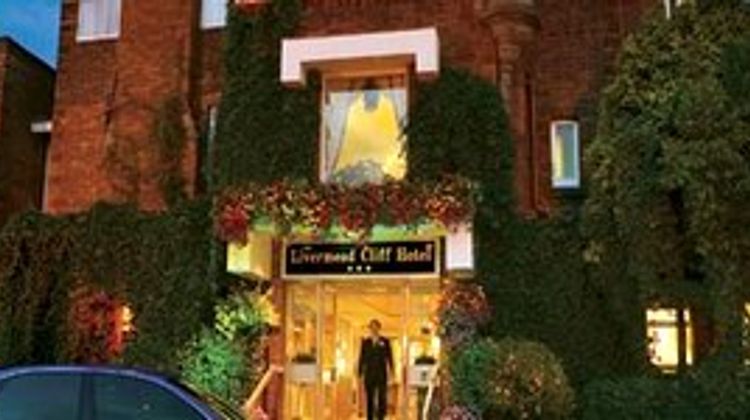 Livermead Cliff Hotel Exterior