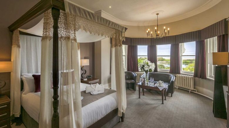 <b>Royal Clifton Hotel & Spa Suite</b>