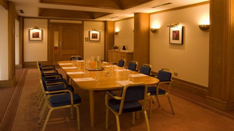 <b>The Strathdon Hotel Meeting</b>