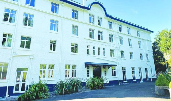 Longmynd Hotel Exterior