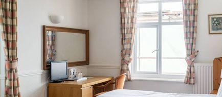 Longmynd Hotel Room