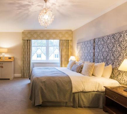 The Luttrell Arms Room