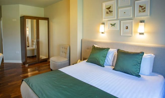 Millbrook Lodge Room