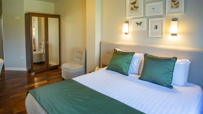 Millbrook Lodge Room