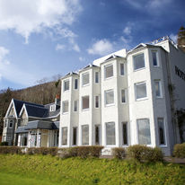 Lodge on the Loch