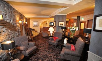 Golden Lion Hotel