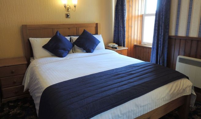 Orkney Hotel Room