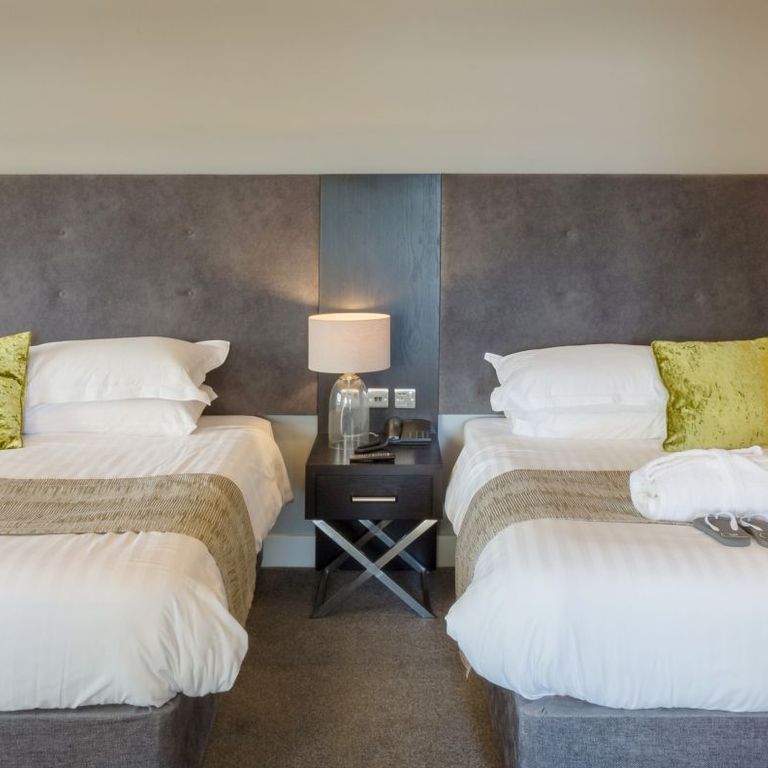 Cliff Hotel & Spa