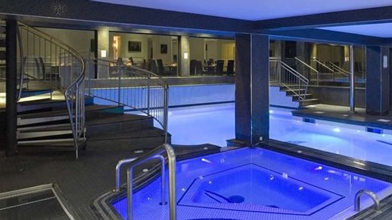 <b>The Empire Hotel Pool</b>
