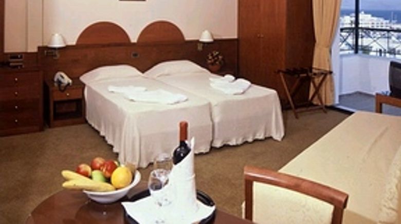 <b>Alexandra Hotel Room</b>