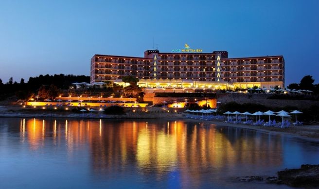 Hinitsa Bay Hotel Exterior