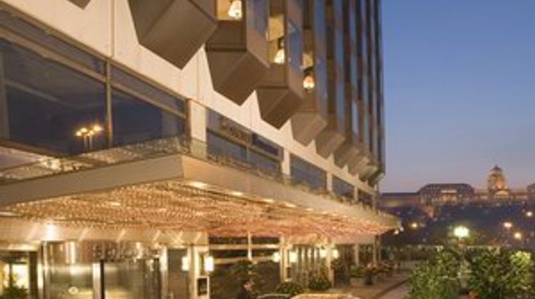 Sofitel Budapest Chain Bridge Exterior