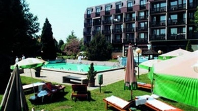 <b>Ensana Thermal Sarvar Pool</b>