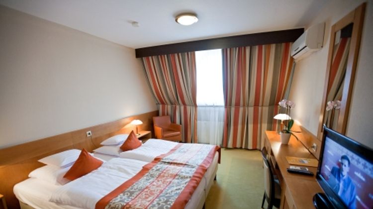 Hotel Sopron Room