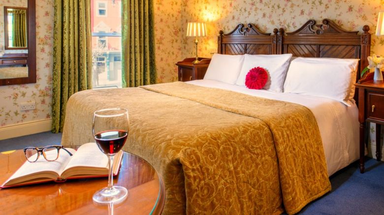 Arbutus Hotel Room