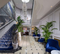 Dromhall Hotel Lobby