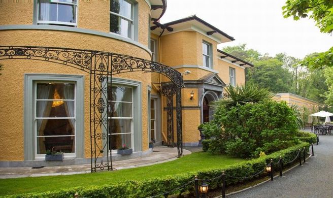 Fitzgeralds Hotel Vienna Woods Exterior