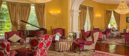 Fitzgeralds Hotel Vienna Woods Lobby