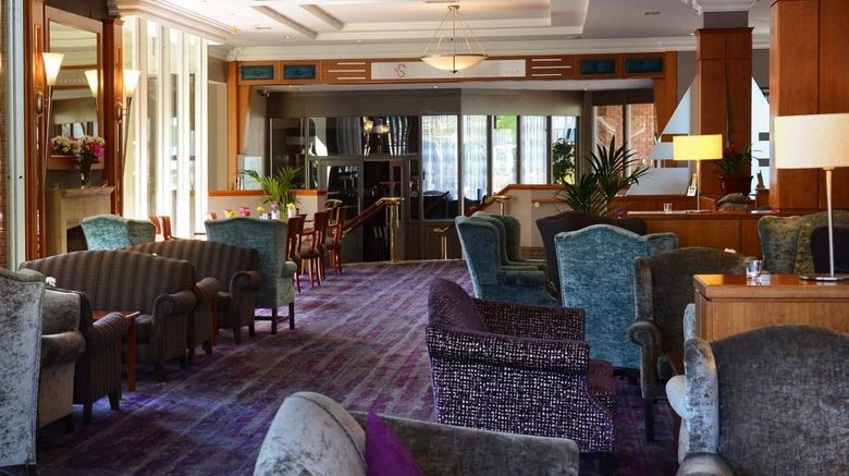 <b>Hotel Killarney Lobby</b>