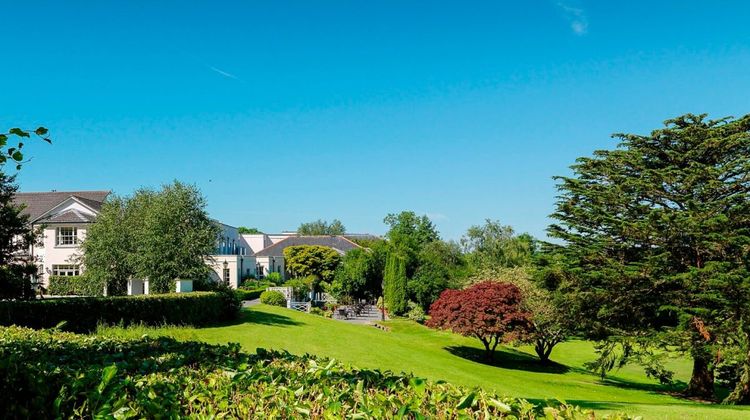 Nuremore Hotel & Country Club Exterior