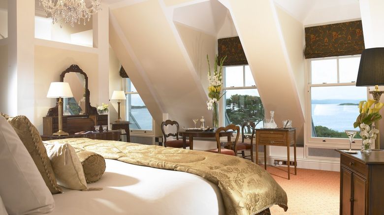 <b>Parknasilla Resort & Spa Suite</b>