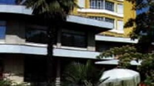 Augustus Hotel