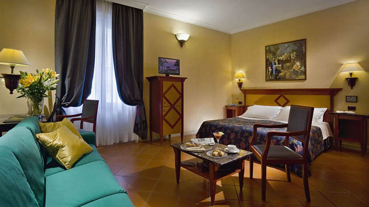 Corona D'Italia Hotel Suite