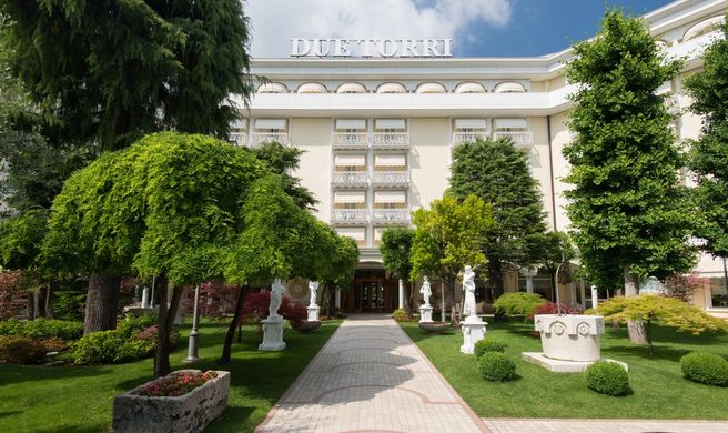 Hotel Due Torri Exterior