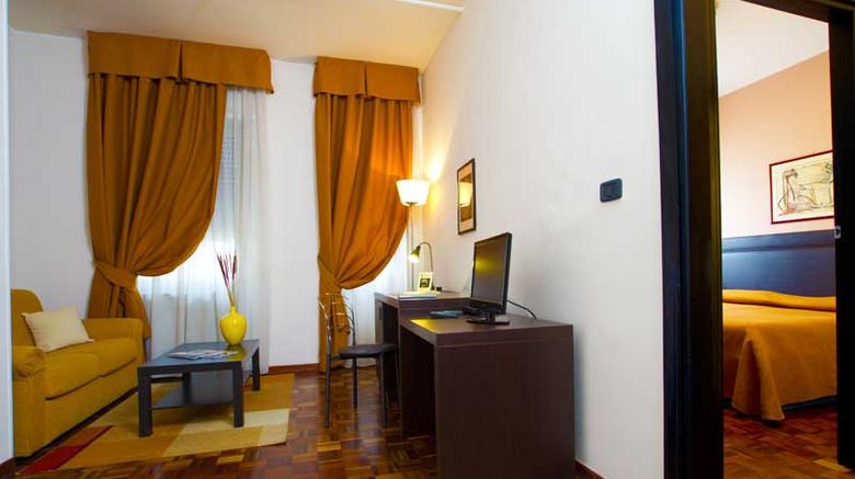 <b>Hotel Europa Caserta Room</b>