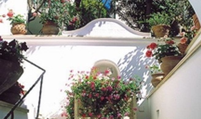 Gatto Bianco Hotel & Spa Exterior
