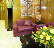 Hotel Golf Lobby