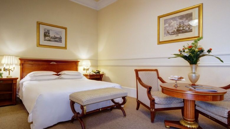 <b>Grand Hotel et Des Palmes Room</b>