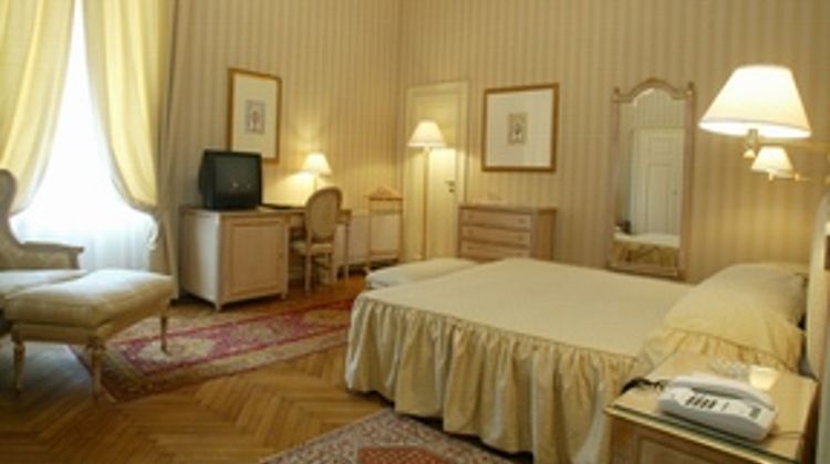 Grand Hotel & La Pace Room