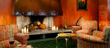 Commodore Hotel Lobby