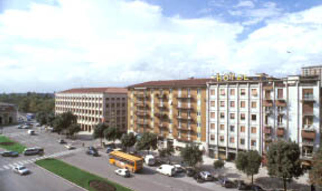 Hotel Firenze Verona Exterior