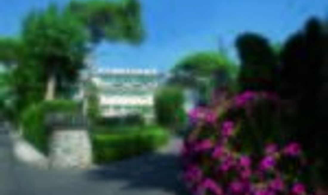 Hermitage Hotel & Resort Exterior